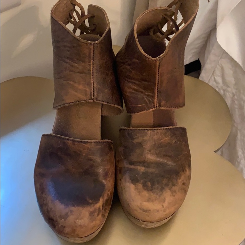 Free People Clogs